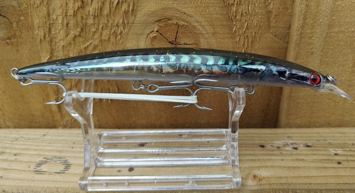 Fishus Long Minnow 12cm 13g Floating Minnow - Mackeral