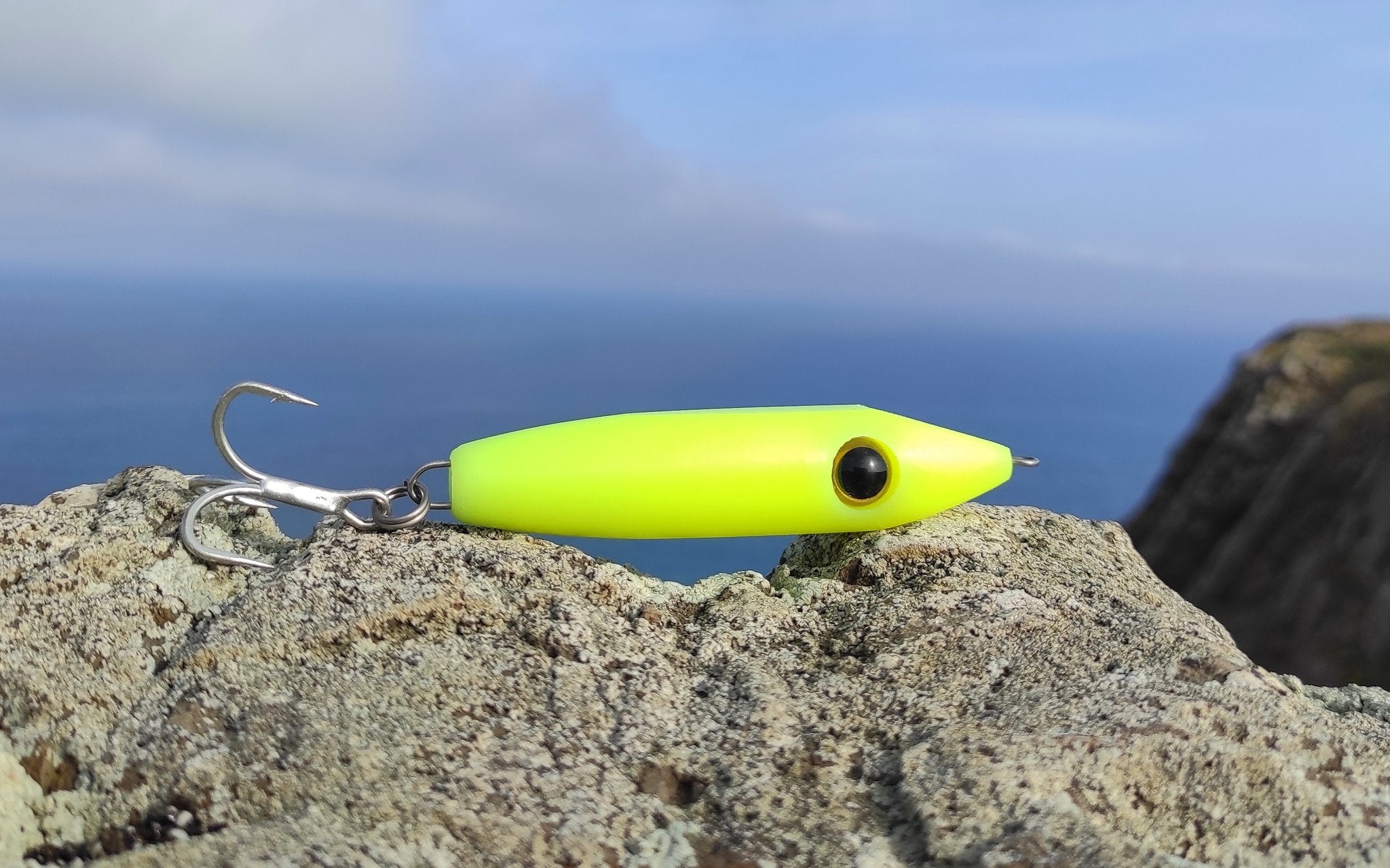 Samson Enticer Minnow Topwater Sub Fishing Lure High Visibility Yellow