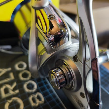 Yuki Orly SW Fixed Spool Fishing Reel - Includes Spare Spool - Open Box