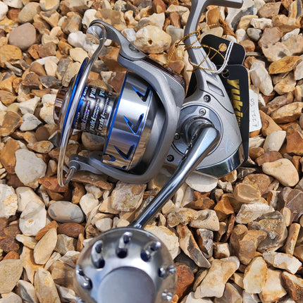 EX Display Yuki Trailer Boat 7000 Saltwater Proof Fixed Spool Fishing Reel 10+1 BB