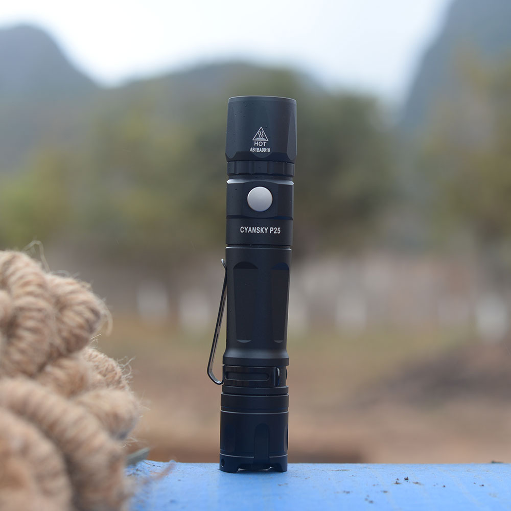 Cyansky P25 Tactical Flashlight Torch 3000 Lumens / 192m